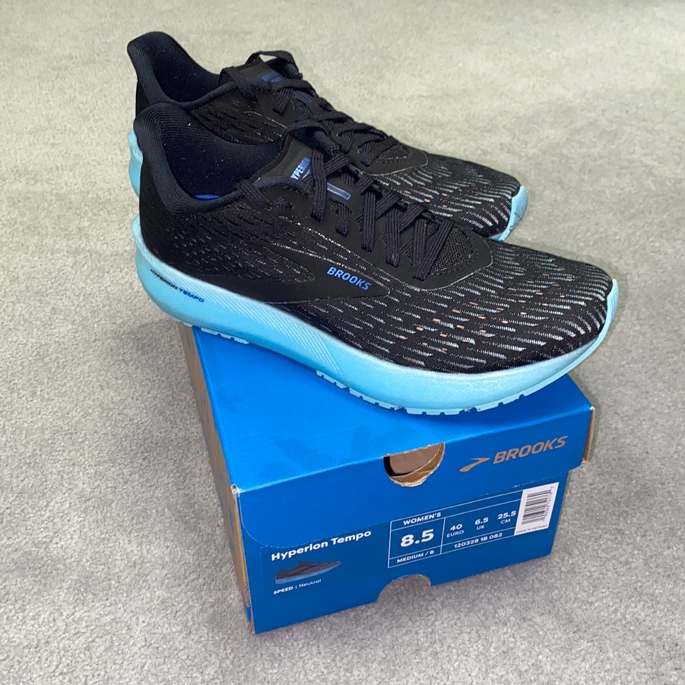 Brooks Women’s Hyperion Tempo